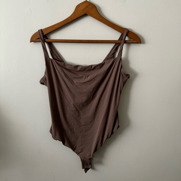 NWOT SKIMS FITS EVERYBODY SQUARE NECK BODYSUIT 2X jasper - Picture 4 of 6